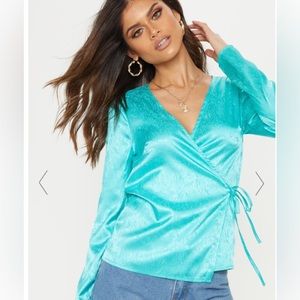 PLT TURQUOISE SATIN TIE DETAIL BLOUSE